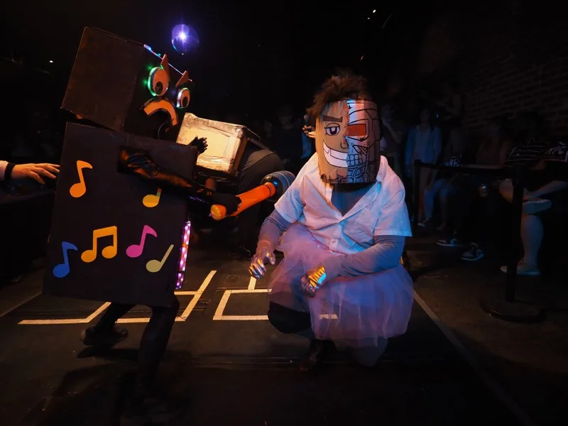 Giant Robot Fight Club photograph 11